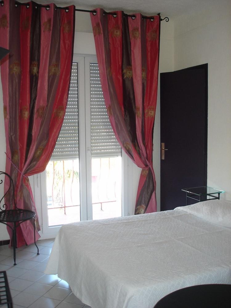 Hotel Bel Azur Six-Fours-les-Plages Exterior foto